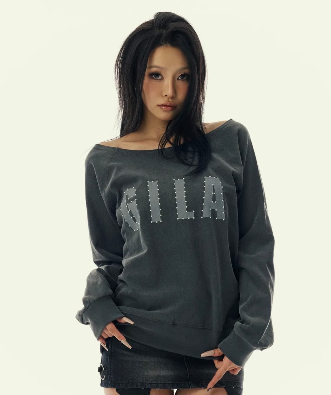 길라아카이브 BACKLESS SWEAT SHIRTS_CHARCOAL 상품이미지1