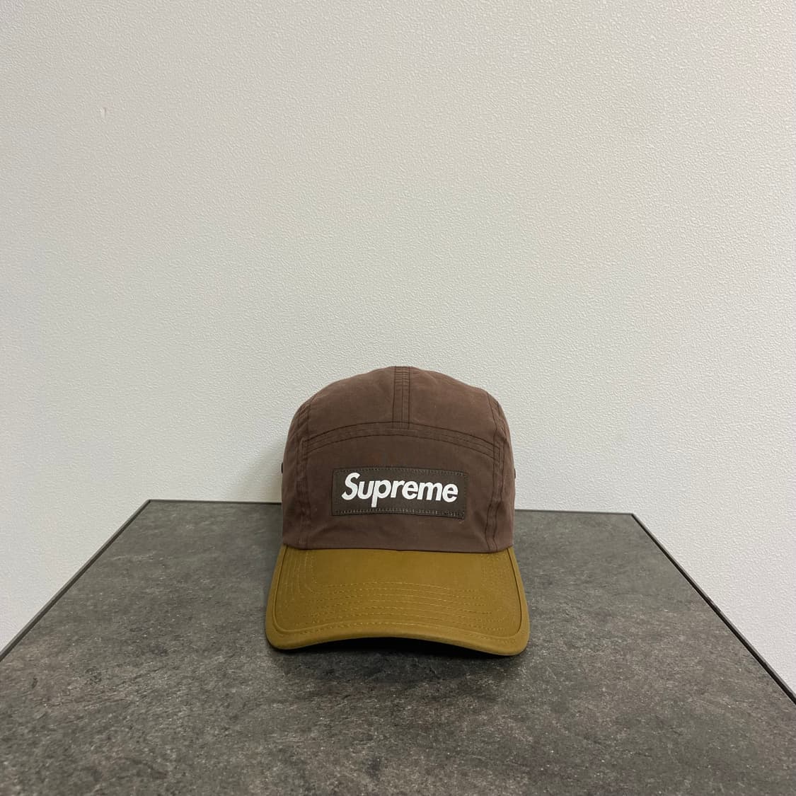 슈프림 박스로고 캠프캡 모자 왁스드 코튼 브라운 상품이미지1