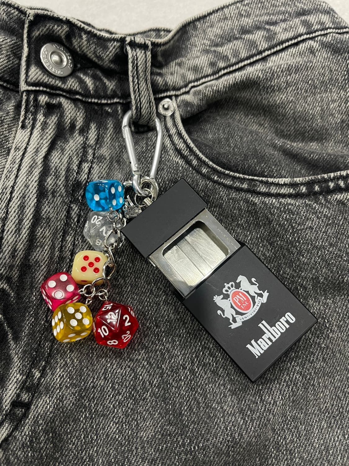 말보로 다이스참 키링 상품이미지3