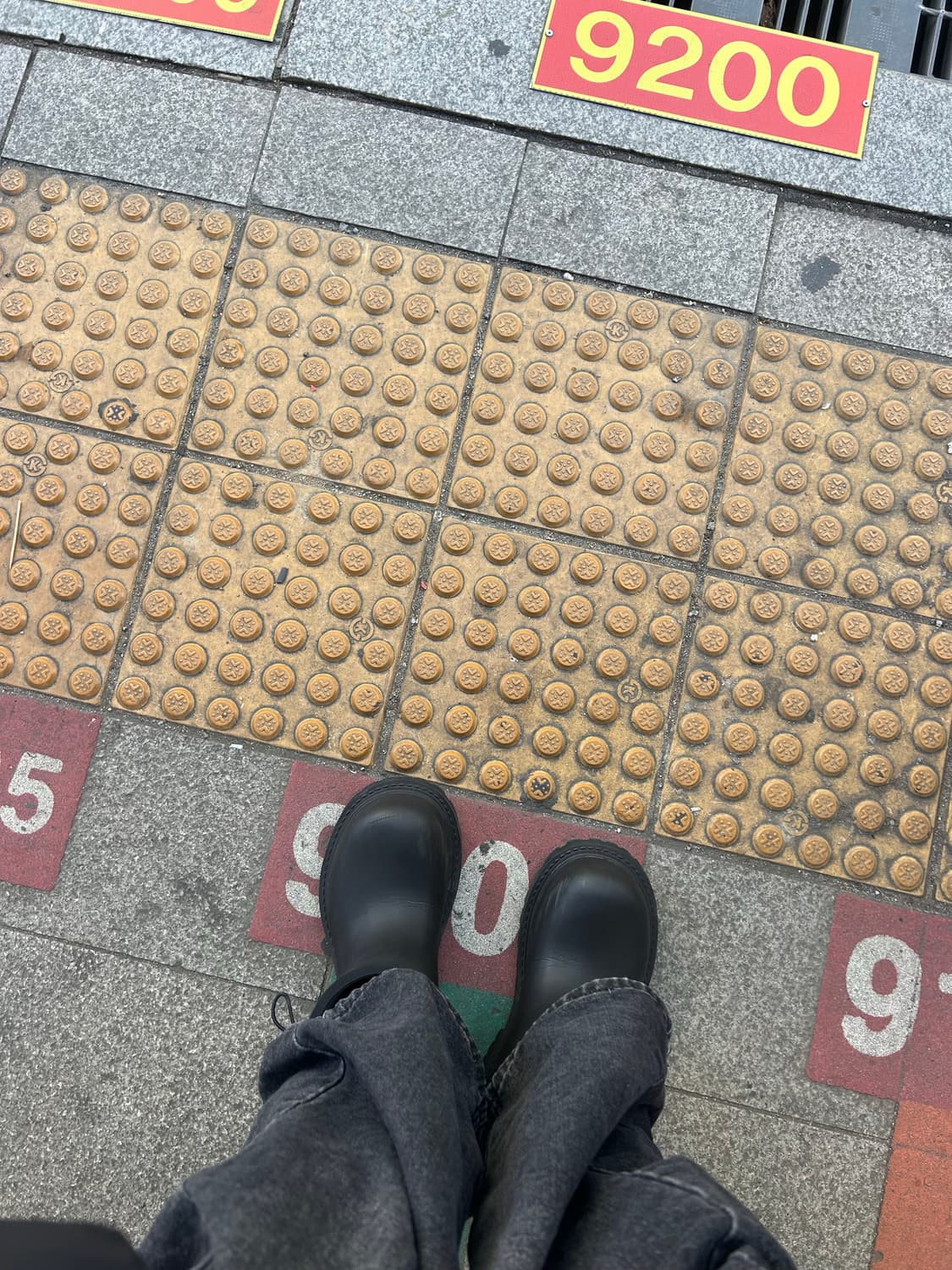 발렌시아가 스테로이드 부티 블랙 41사이즈 상품이미지3