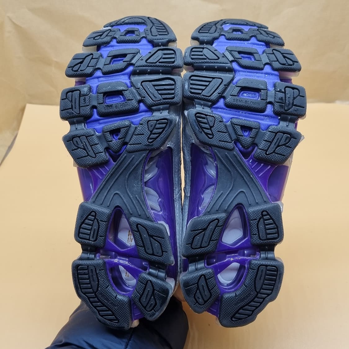 아디다스 파워바운스 운동화 225. 상품이미지3