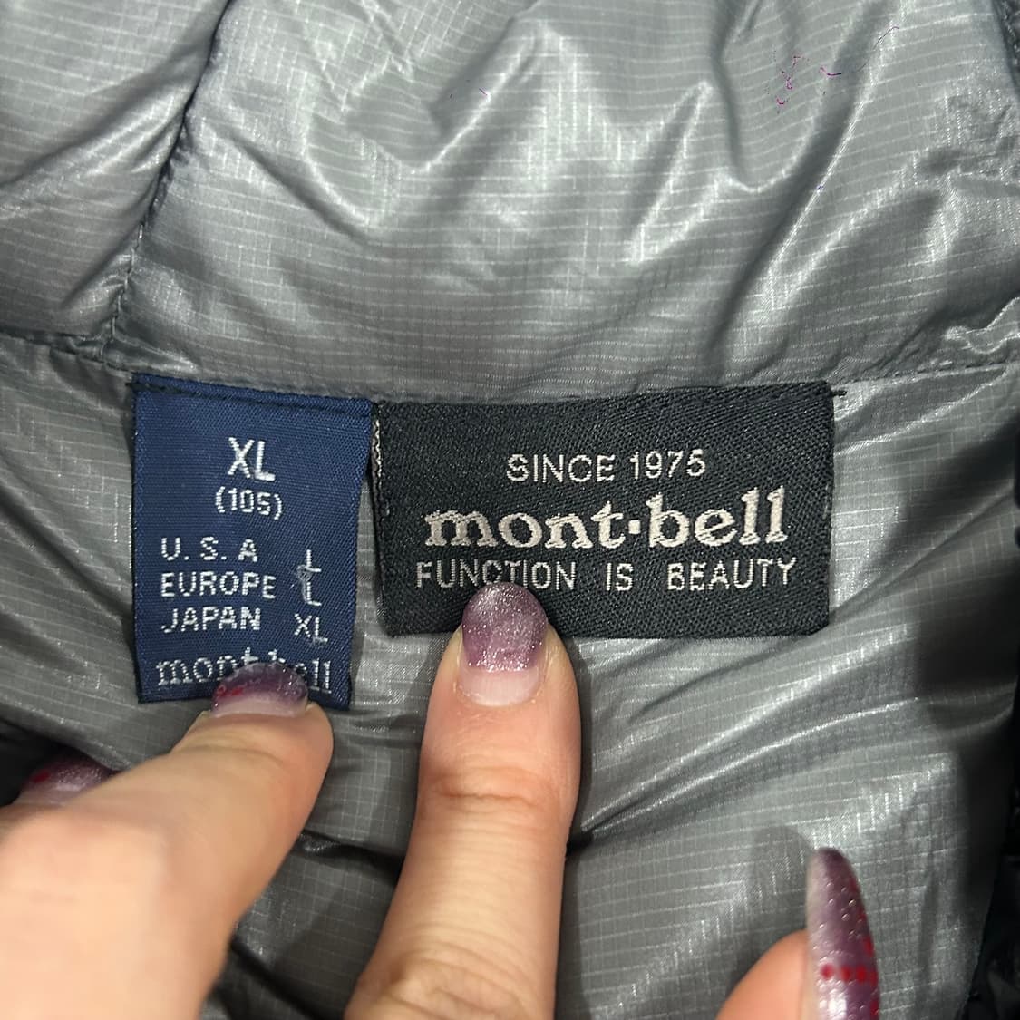 Montbell 몽벨 유광 슈페리얼 블랙 패딩 상품이미지5