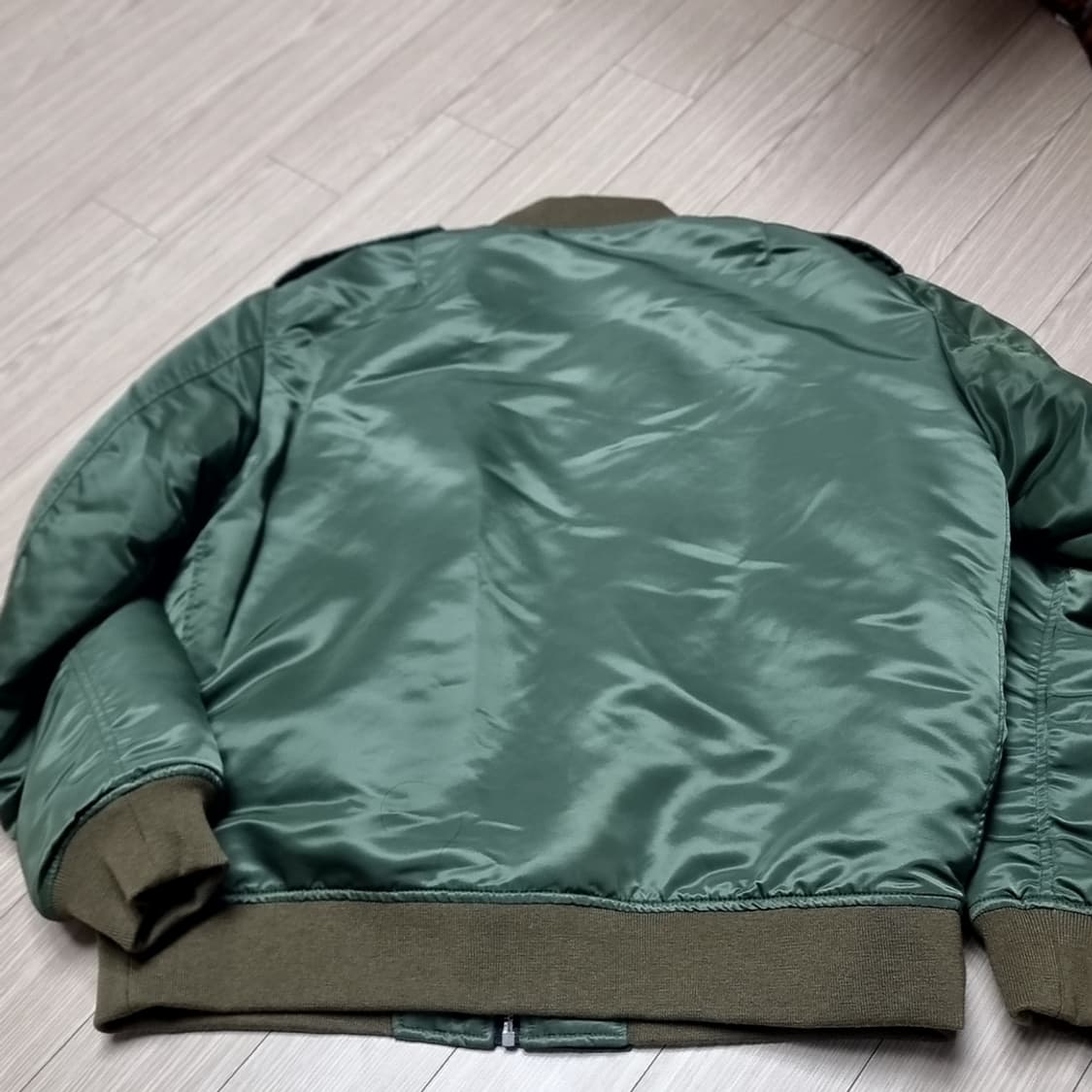 MUCHAE 카키색 l2b 봄버 자켓(100-105) 상품이미지7