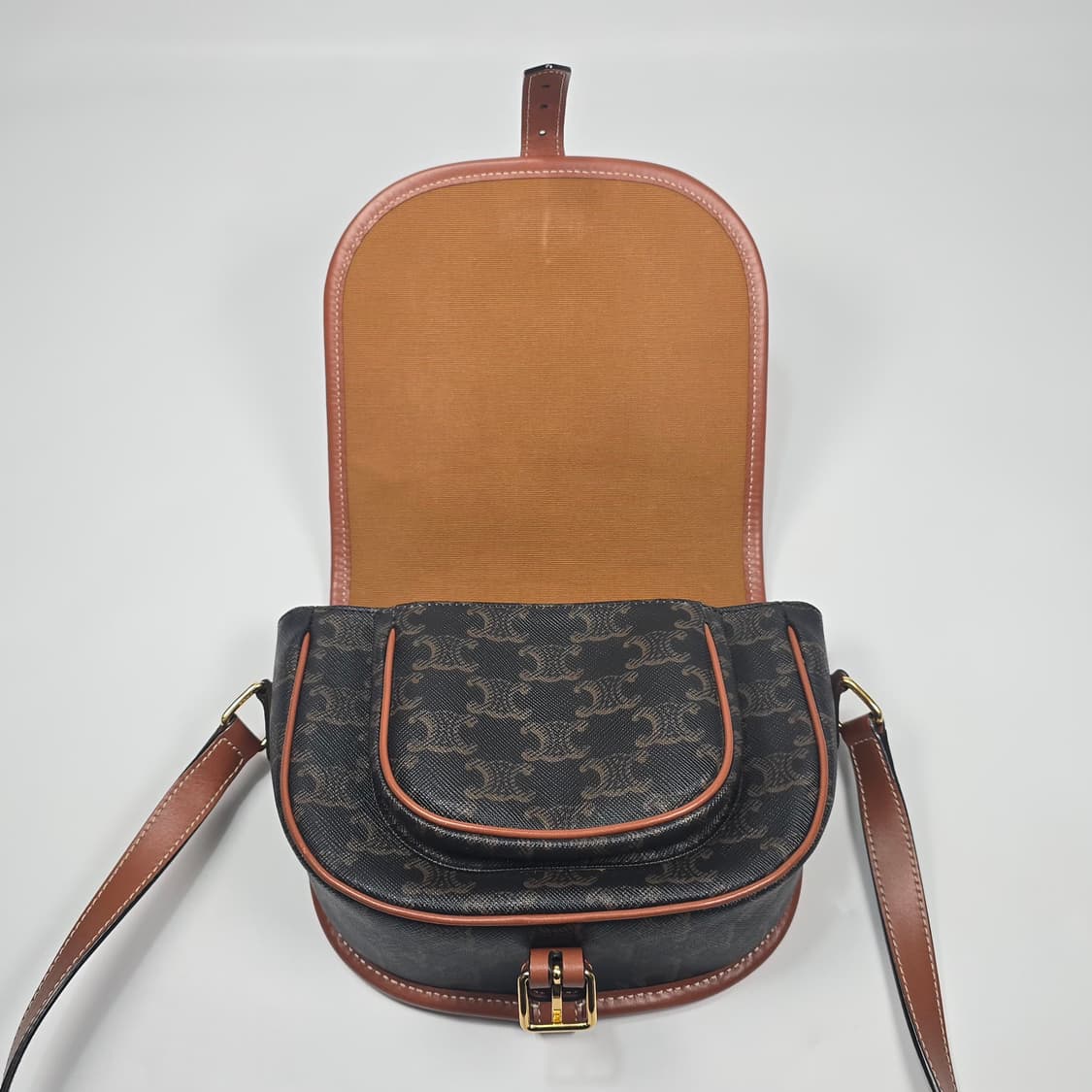 셀린느 트레오페 폴코백  상품이미지8