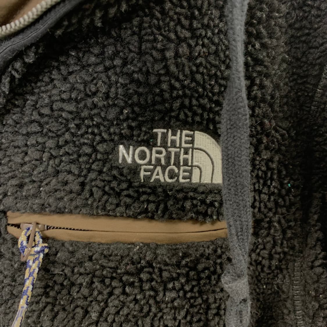 노스페이스 블랙 뽀글이 쉐르파 후드집업 상품이미지4