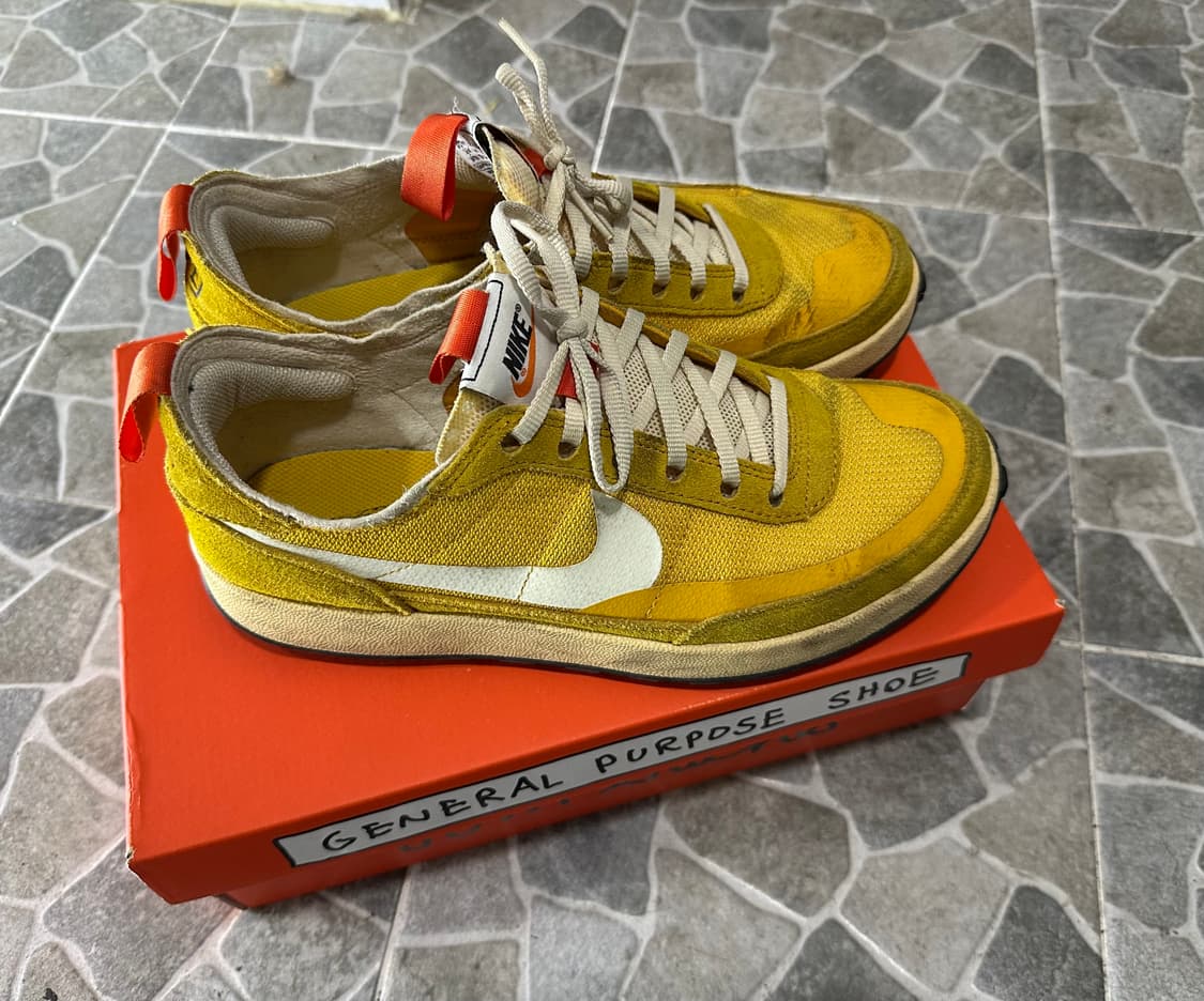 나이키 제너럴 퍼포즈 슈 옐로우 275 상품이미지1