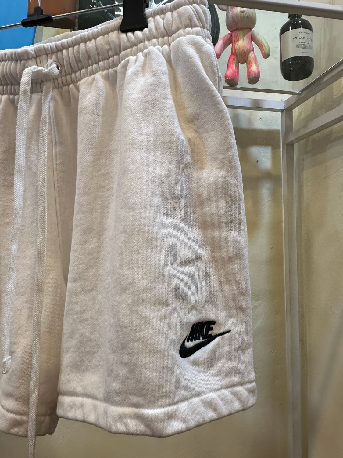나이키 클럽 플리스 프렌치 테리 플로우 반바지 화이트 L 상품이미지2