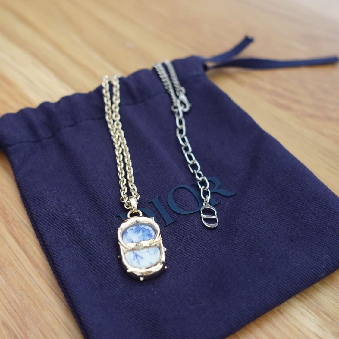 디올 Dior 23ss 한정판 플라워 펜던트 목걸이 상품이미지1