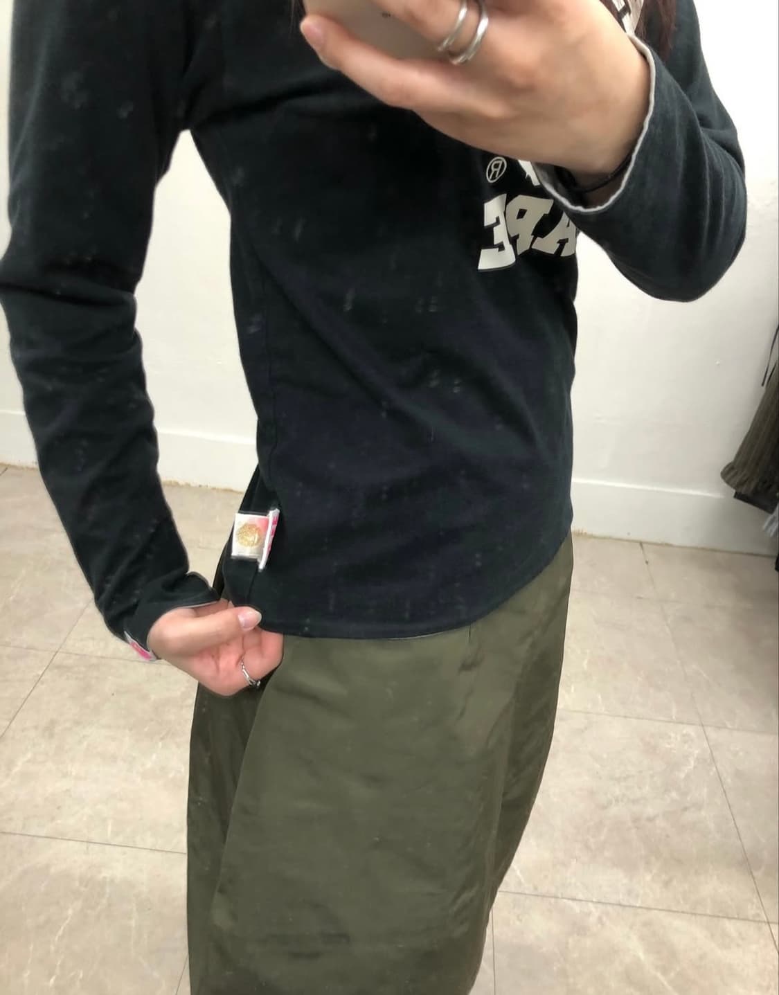 딱붙핏 베이프 양면 롱슬리브 티셔츠 상품이미지3