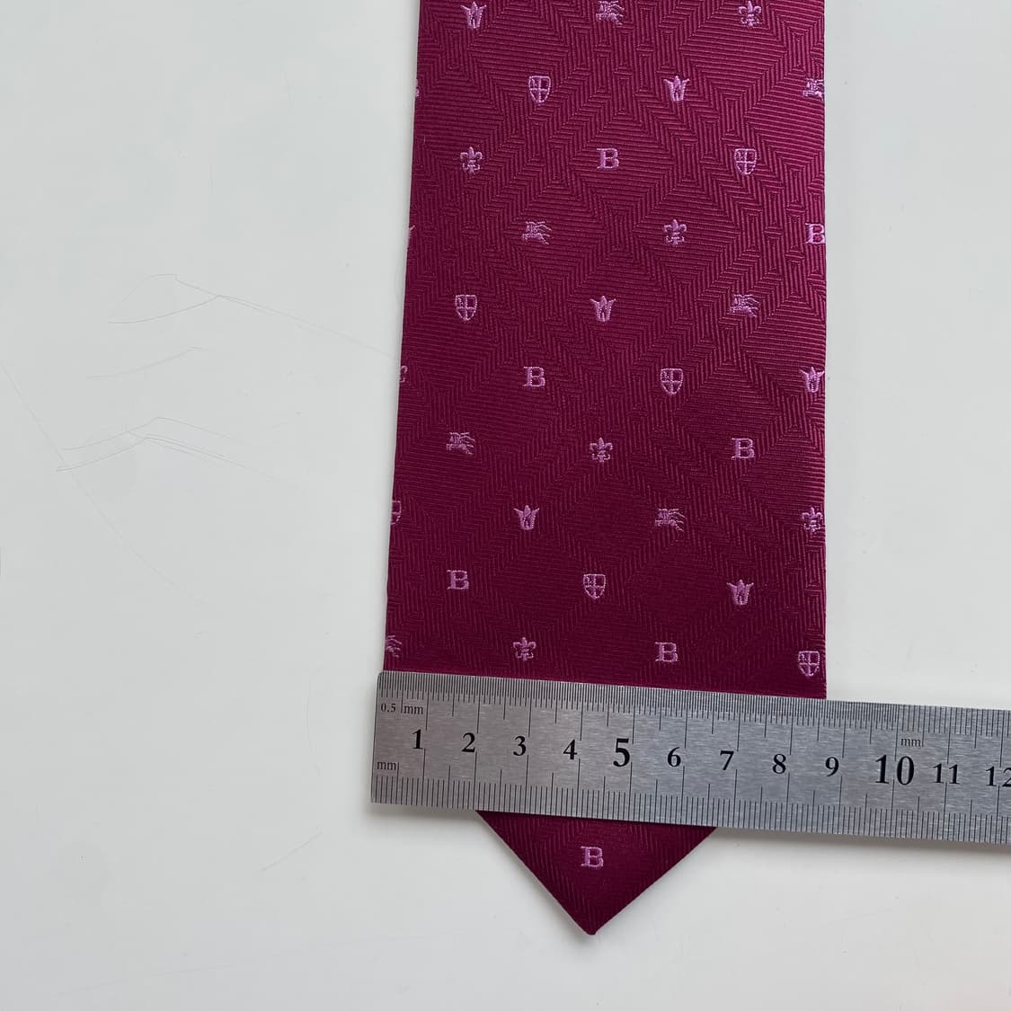 버버리 블랙라벨 모노그램 명품 정품 넥타이 (Burberry)8.6cm 상품이미지8