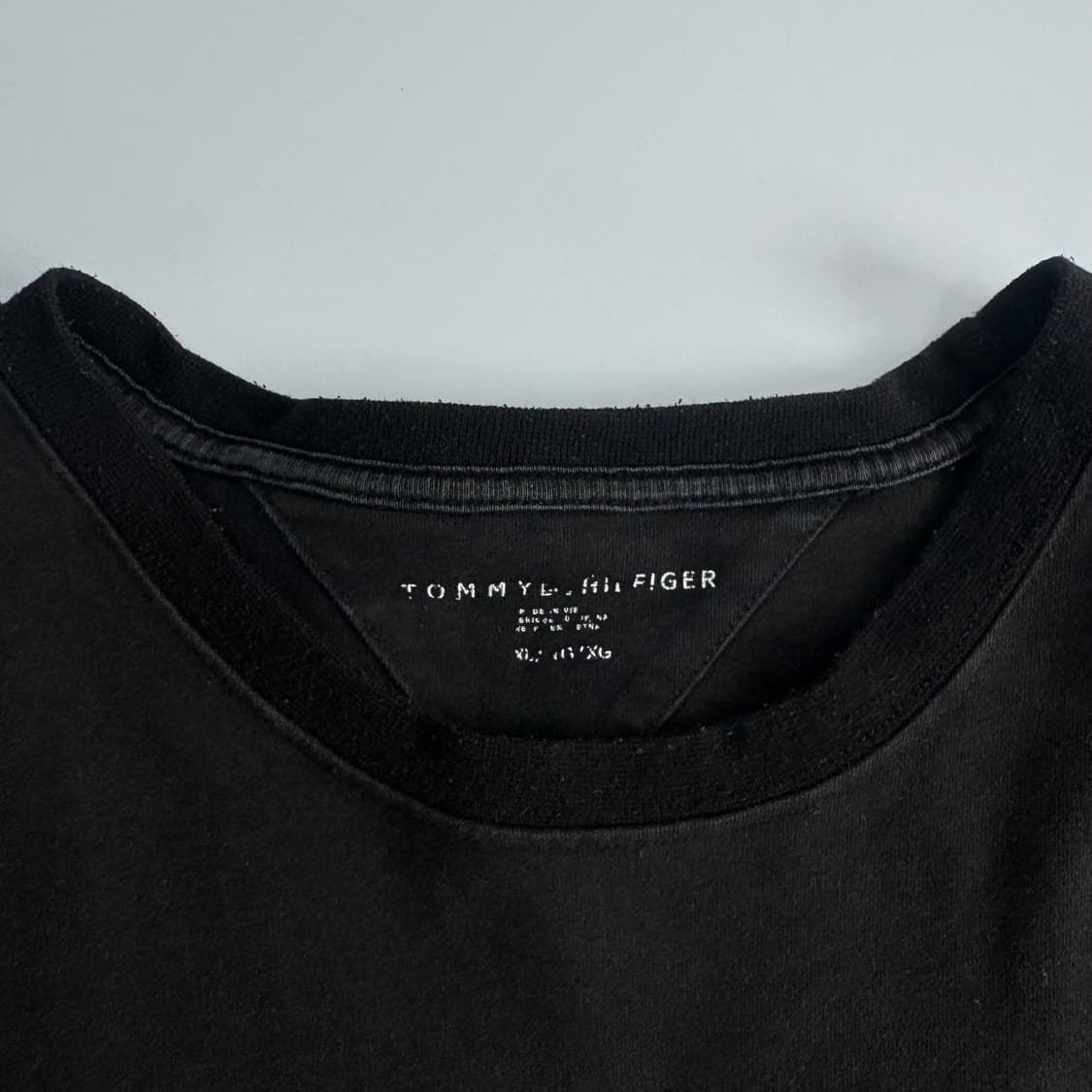 Tommy Hilfiger 타미힐피거 블랙 반팔티 상품이미지5