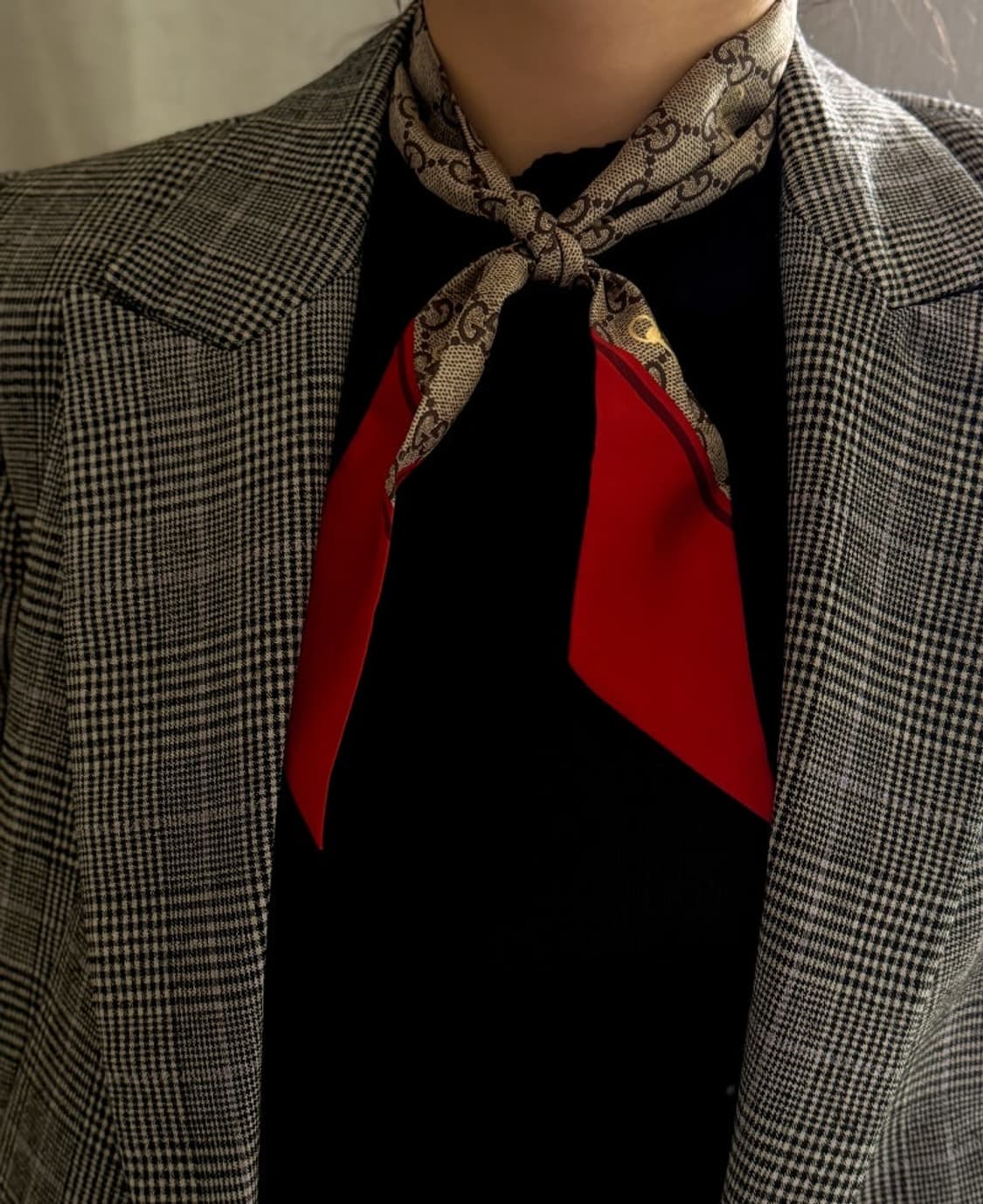 구찌 홀스빗 실크 넥보우 트윌리 상품이미지8