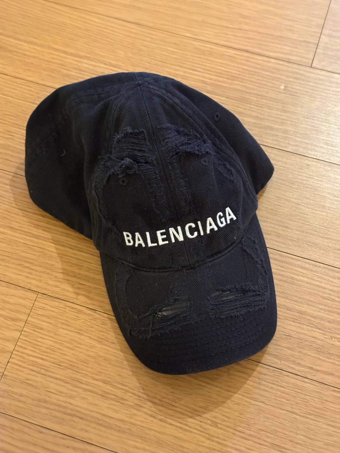 발렌시아가 BB 레이저 디스트로이드 볼캡 L 상품이미지1