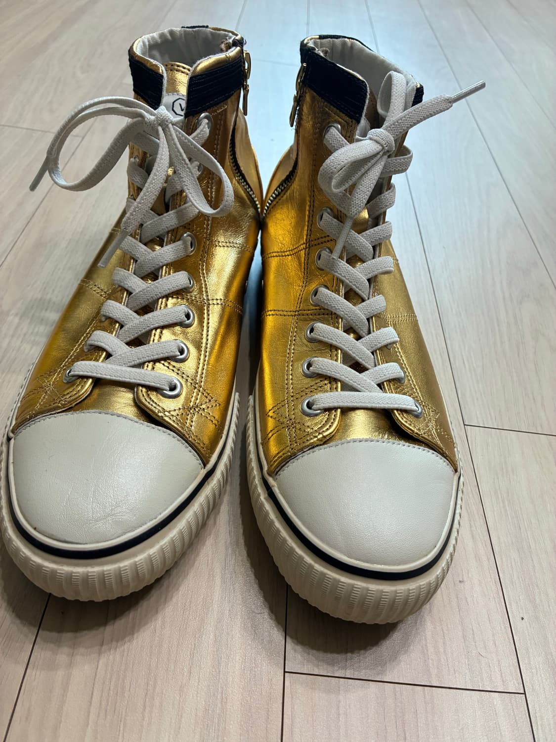 새제품) 비즈빔 × 소프넷 키퍼 하이 골드 메탈릭 레더 US8 (265) 상품이미지2