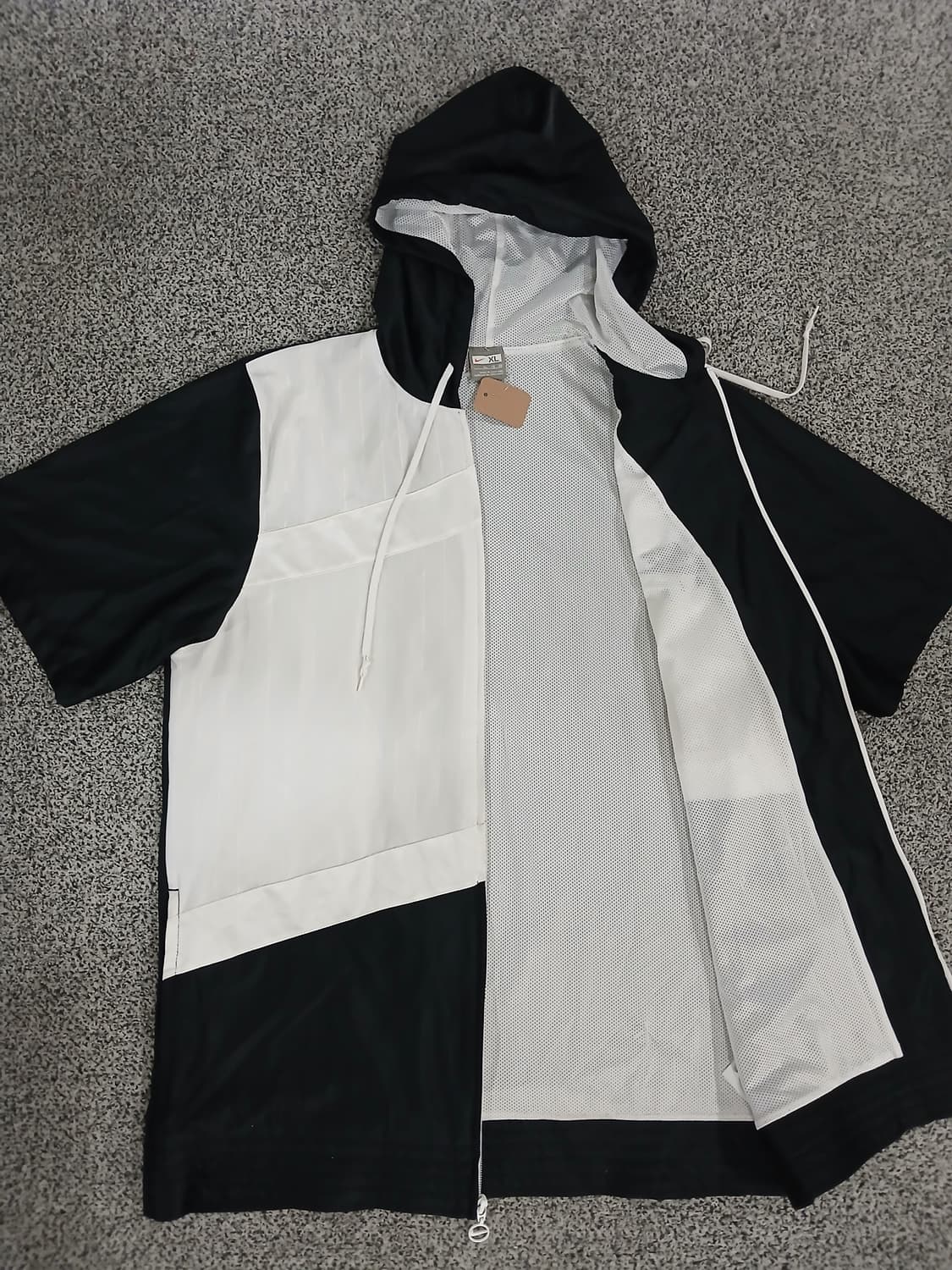 나이키 에어 후드 반팔 바람막이 집업 XL  상품이미지3