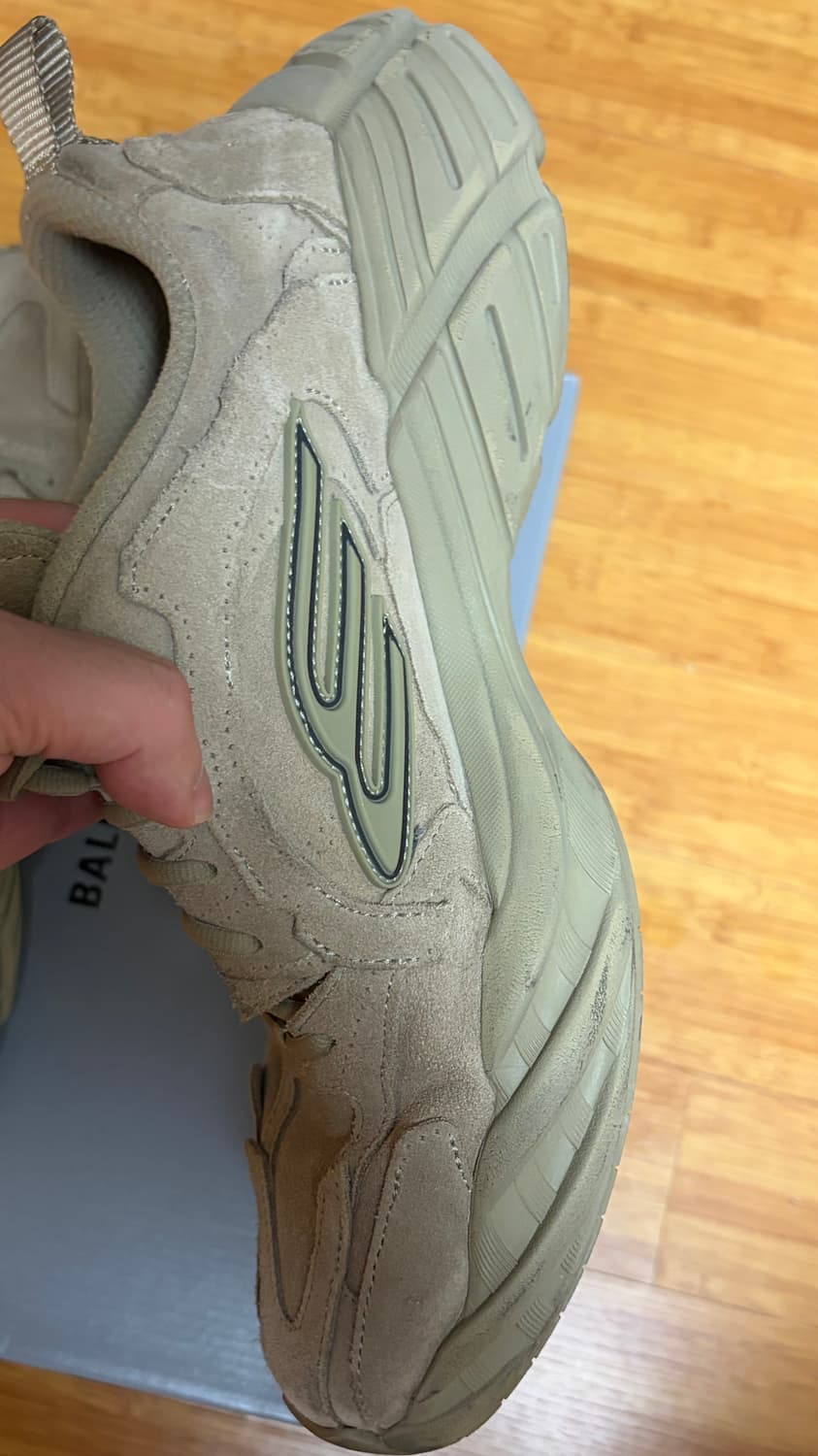 발렌시아가 먼데이 베이지 44사이즈 상품이미지9