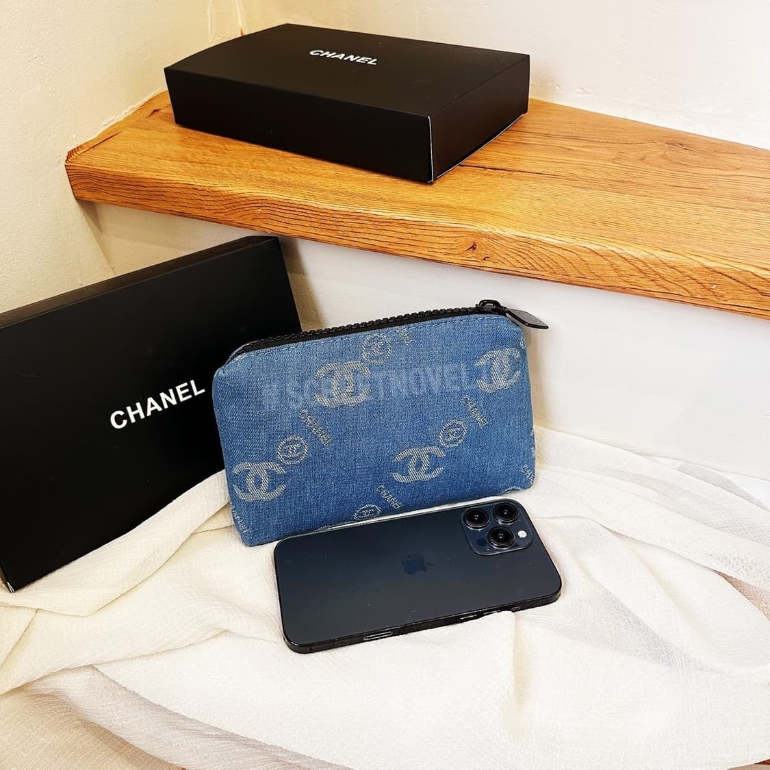 샤넬 코스메틱 데님 로고 파우치 무료배송  상품이미지5