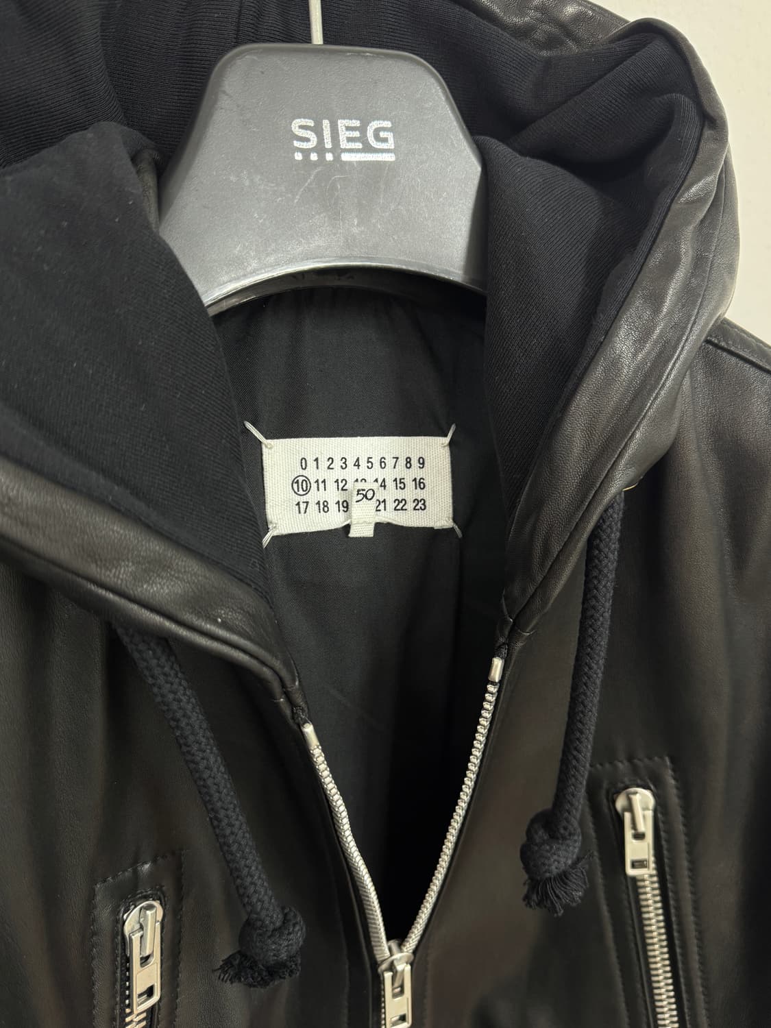 마르지엘라 18ss 후드 가죽 상품이미지2