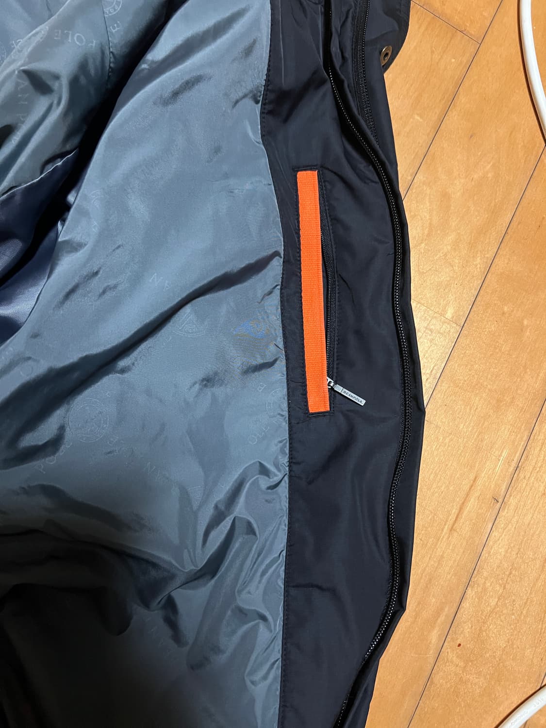 빈폴 바람막이 상품이미지4