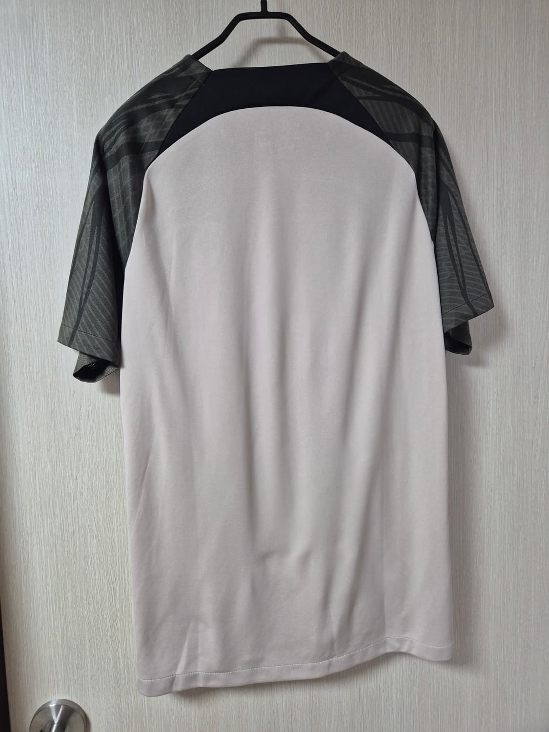 나이키 23-24 바르셀로나 드라이핏 스트라이크 트레이닝탑 상품이미지3