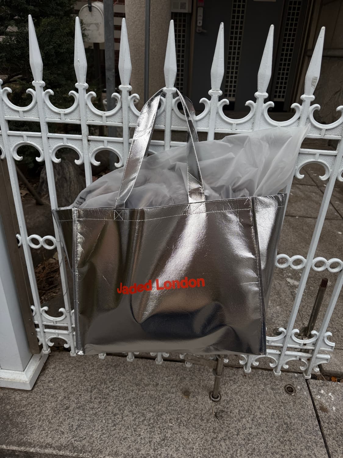 제이디드 런던 Oversized Faux Fur Coat 상품이미지5