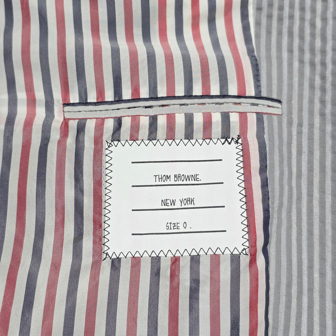 톰브라운 시어서커 오버코트 상품이미지7