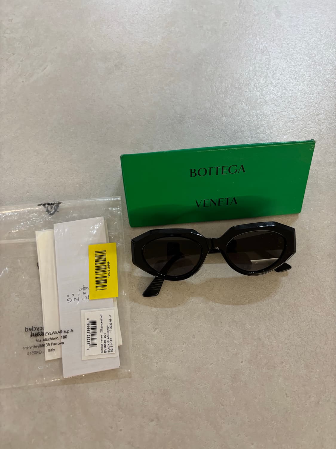 보테가베네타 캣아이 선글라스(블랙) 상품이미지1