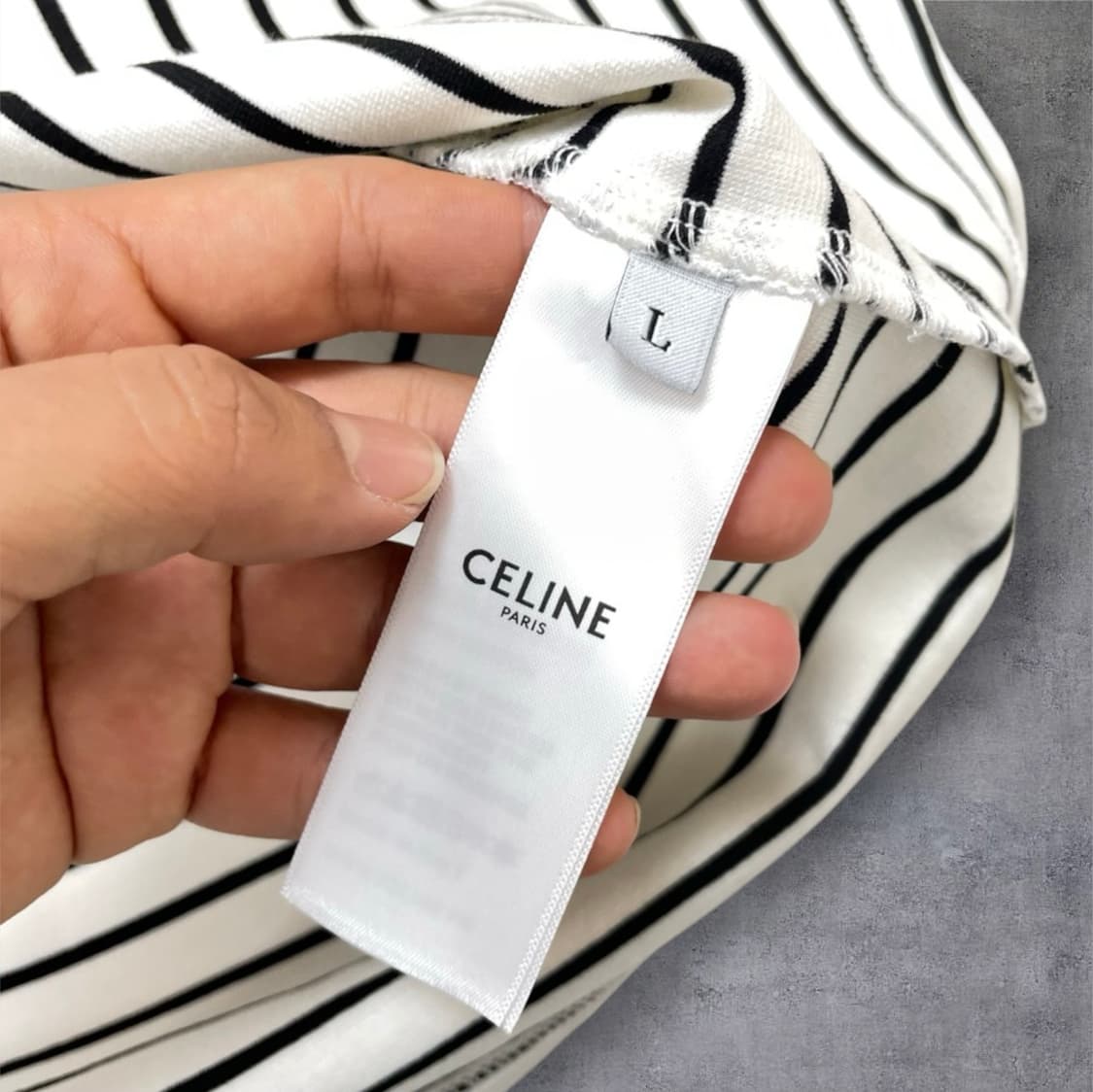 셀린느 Celine 스트라이프 트리옹프 패치 슬리브리스 탑 L 상품이미지5