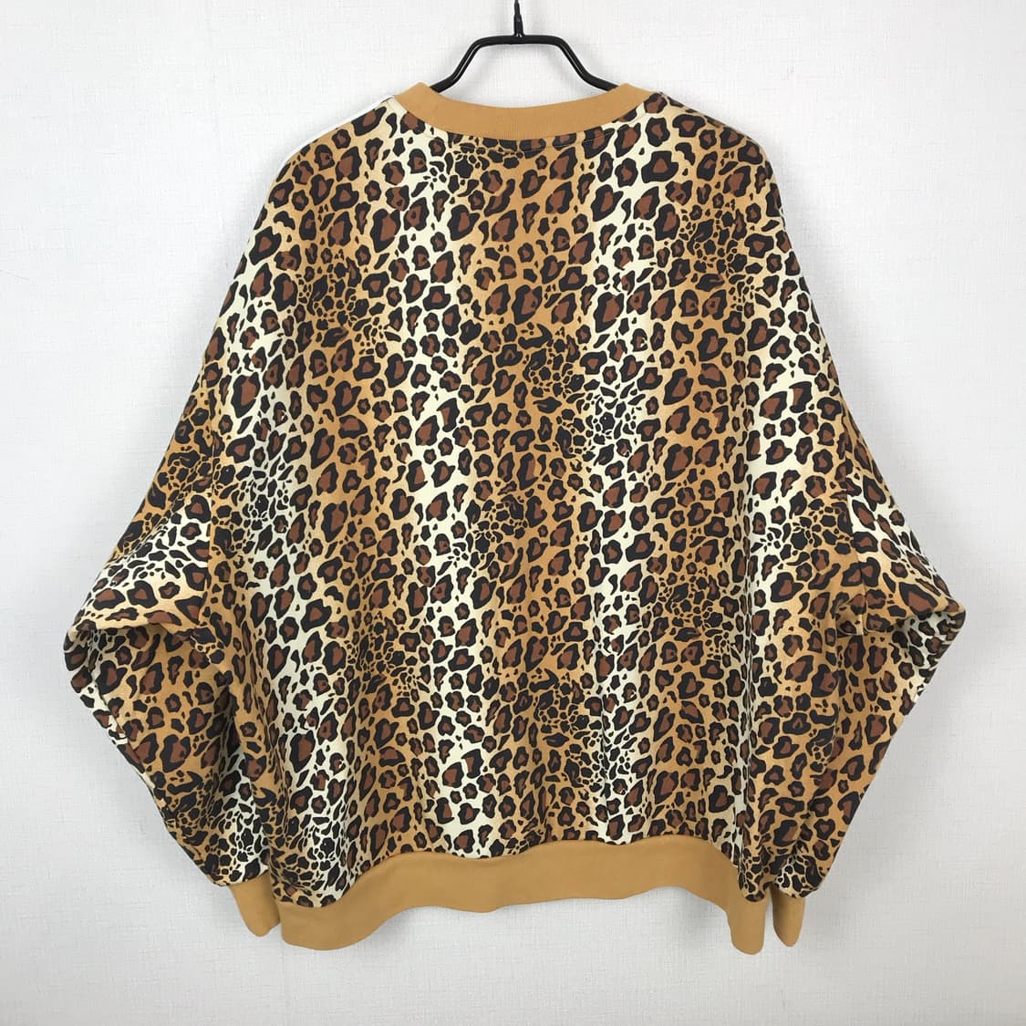 아디다스 오버핏 레오파드 호디 맨투맨 티셔츠 여성S 상품이미지5