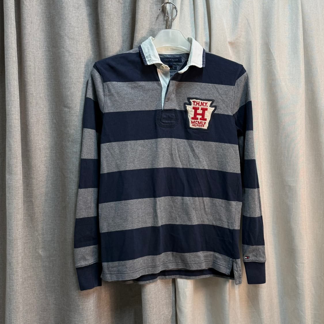 [95] 타미힐피거 스트라이프 럭비 긴팔티 맨투맨 상품이미지1