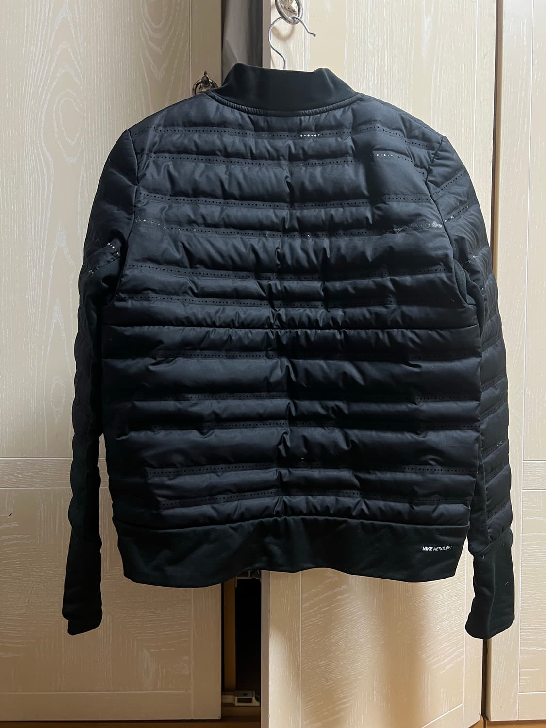 나이키 에어로로프트 러닝 자켓 블랙 s 상품이미지2