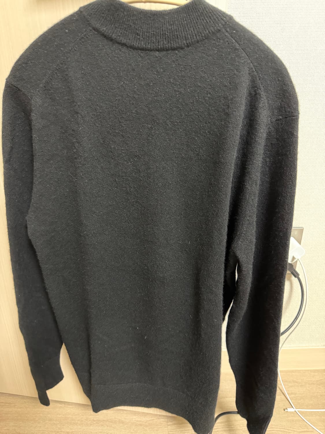 빈폴 캐시미어 100% 하프 모크넥 니트 블랙 100사이즈 상품이미지2