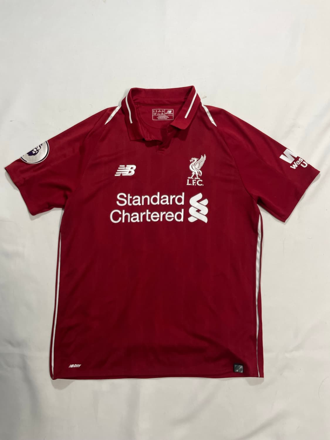 뉴발란스 리버풀 18-19 홈 유니폼 상품이미지1