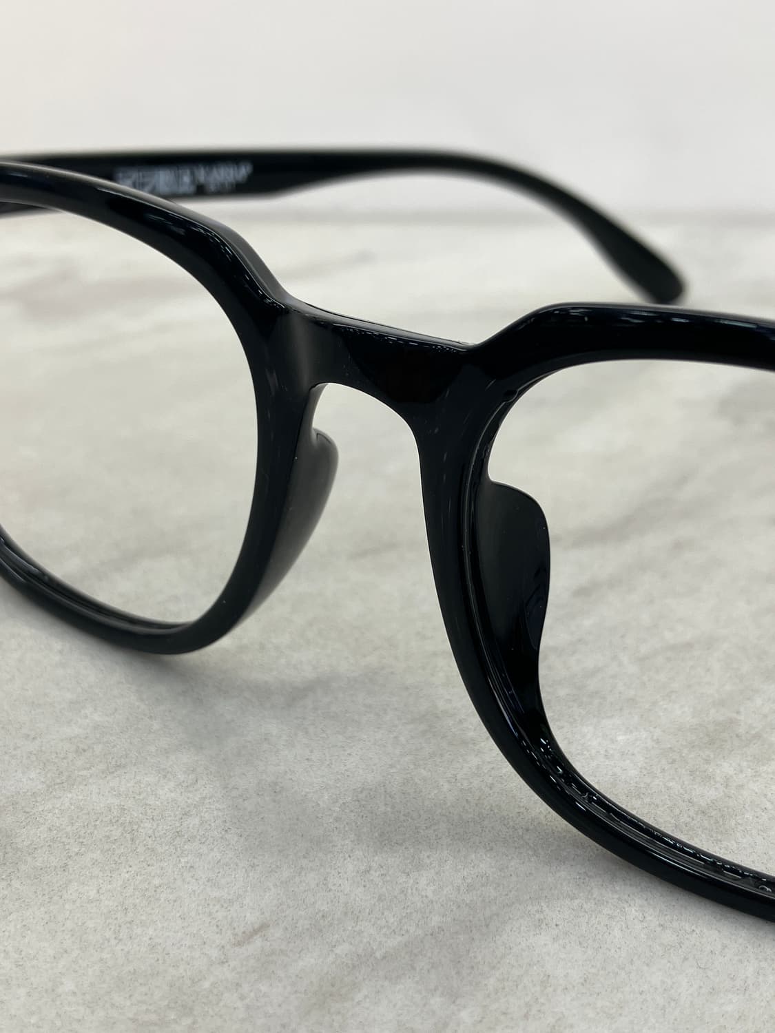 카라 KARRA 블랙 웰링턴 뿔테 안경11 상품이미지5