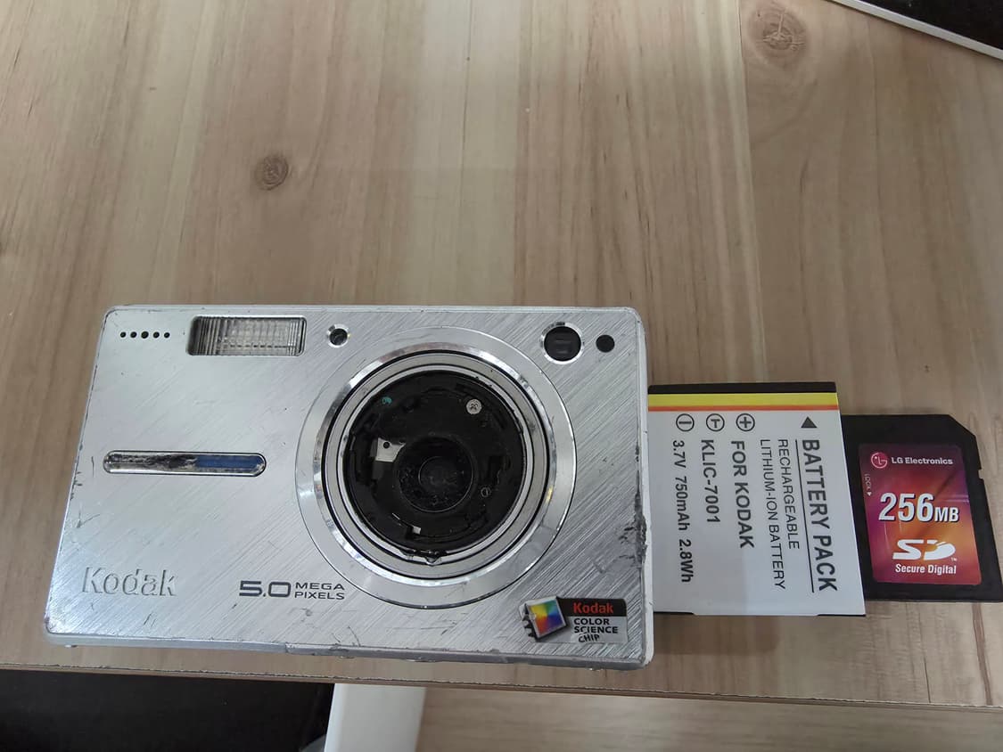 코닥 이지쉐어 V-550 빈티지 디지털카메라 상품이미지8