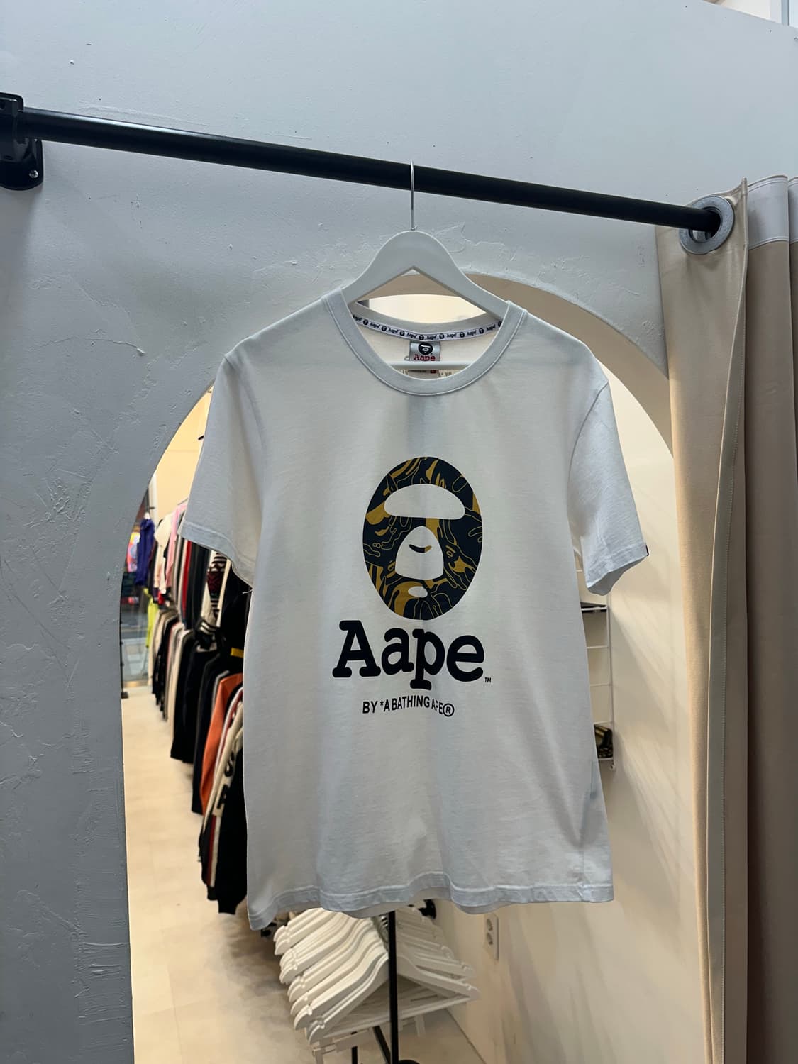 Aape 에이프 빅로고 반팔티 상품이미지1