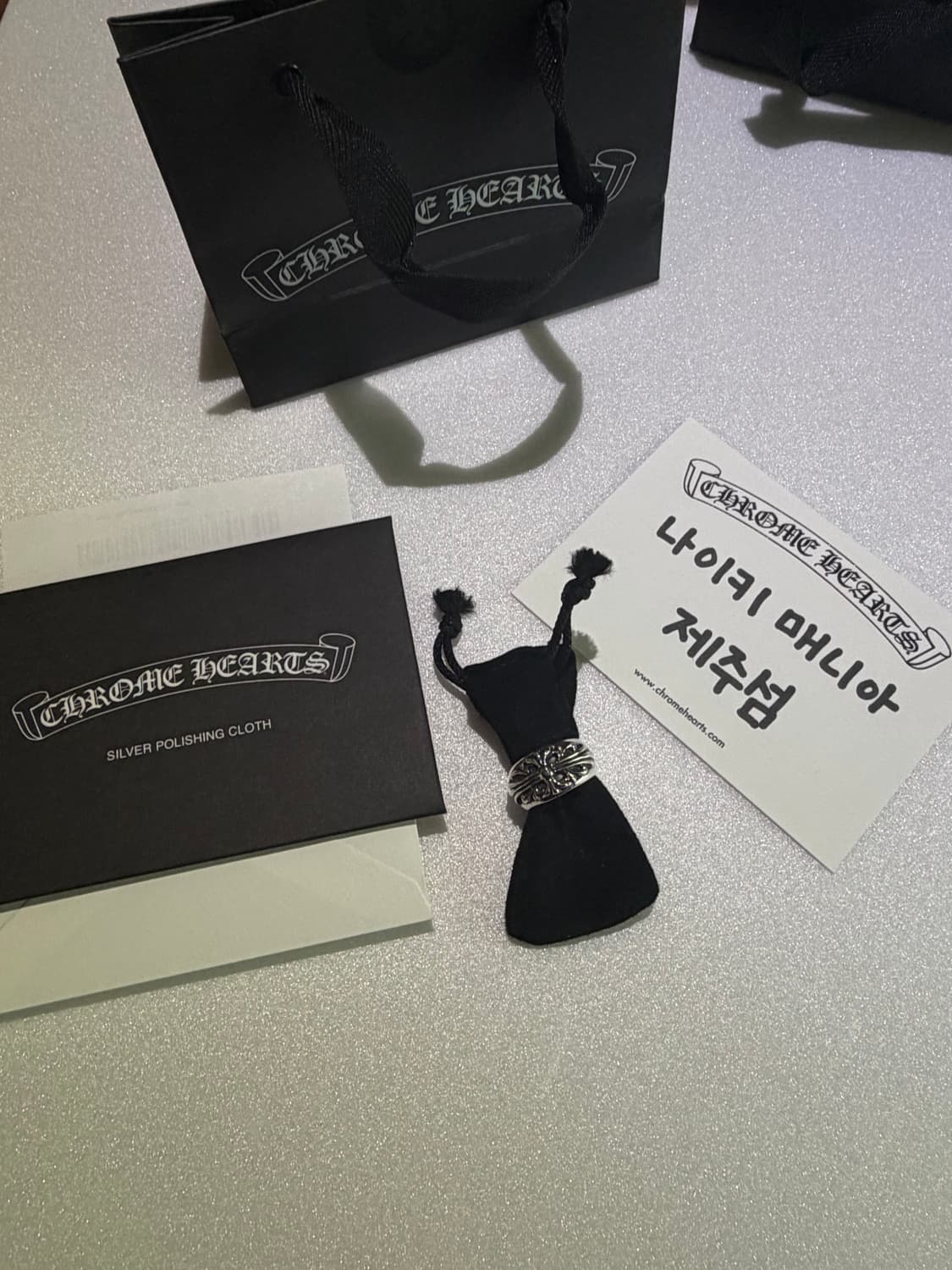 [US10] 크롬하츠 플로랄 크로스링 상품이미지1