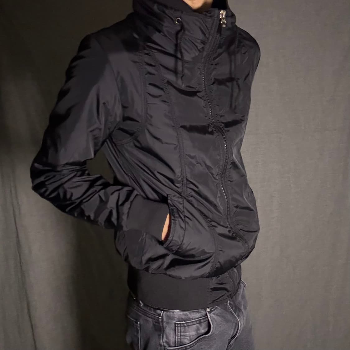 y2k 블랙 바람막이 점퍼 상품이미지4