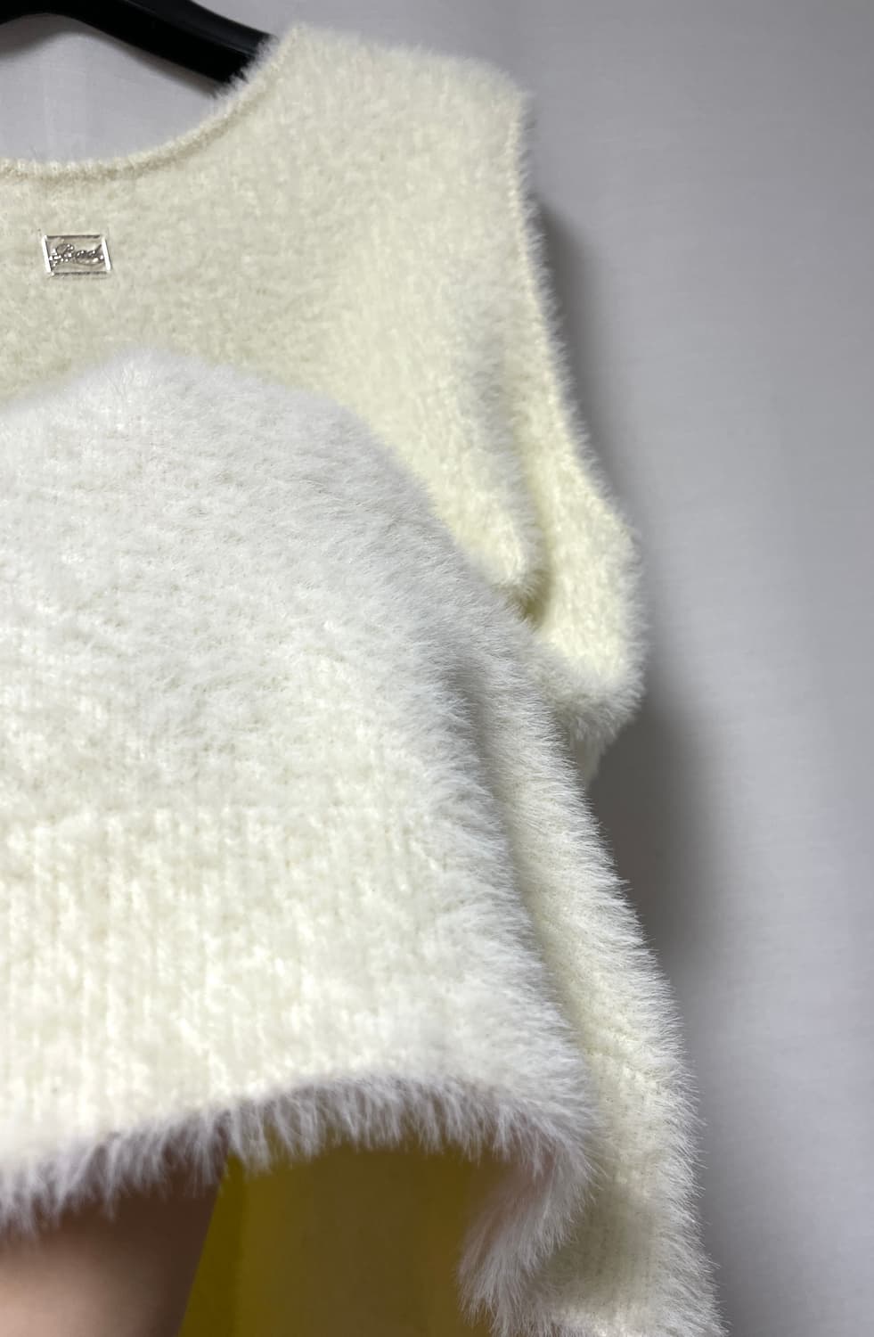 (새상품) 배드블러드 여성 헤어리 니트 베스트 조끼 _ 아이보리 상품이미지6