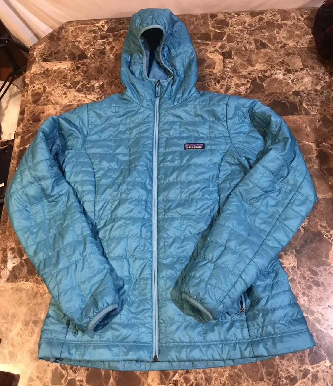 파타고니아 나노 퍼프 후디 경량패딩 상품이미지1
