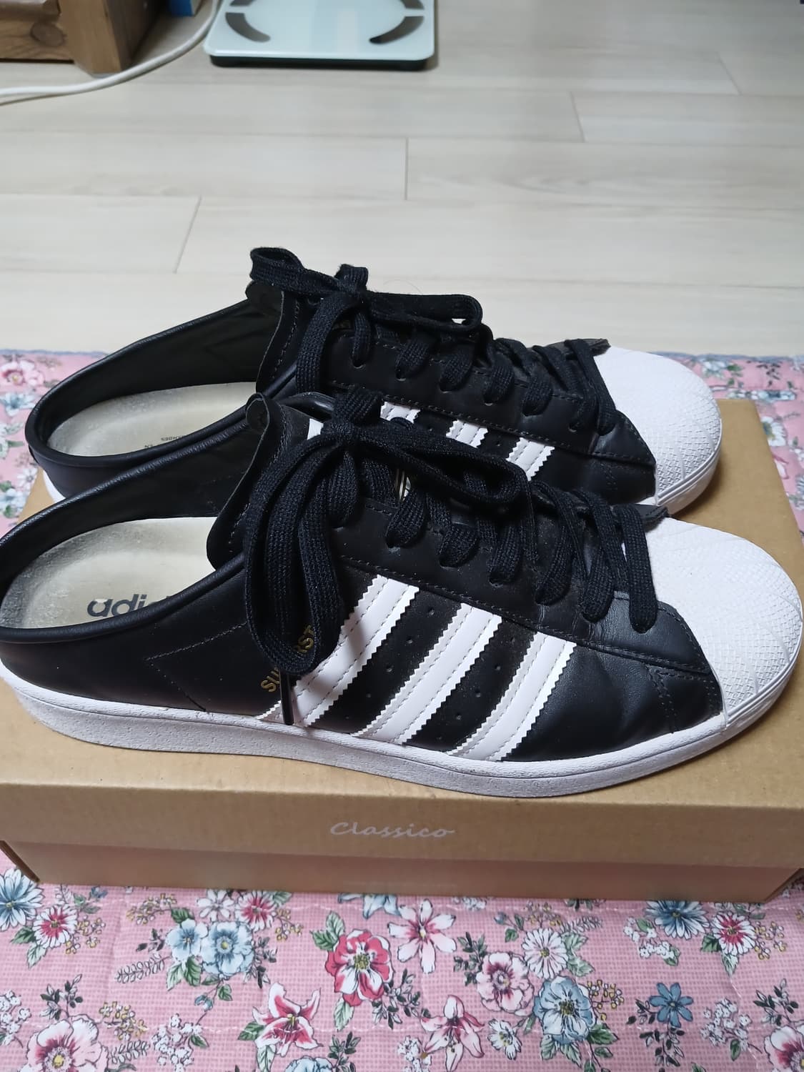 아디다스 슈퍼스타 뮬 스니커즈(265~270mm)  상품이미지2