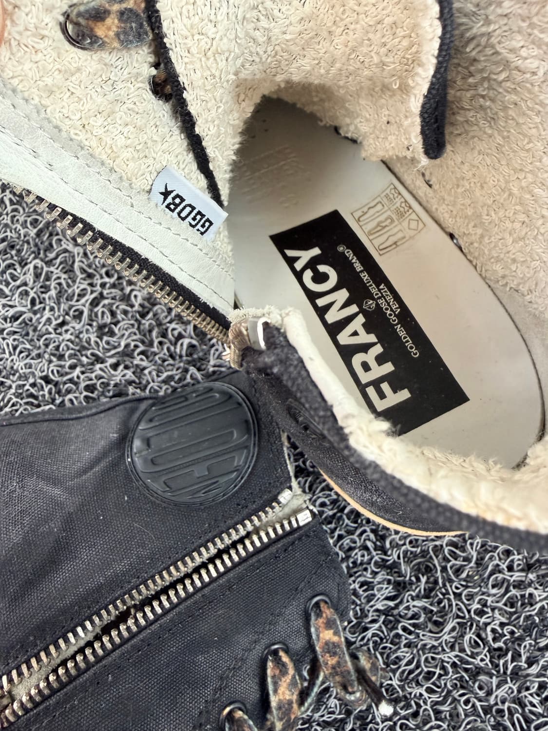 골든구스 프랜시 블랙 캔버스 레오파드 - 38사이즈 상품이미지7