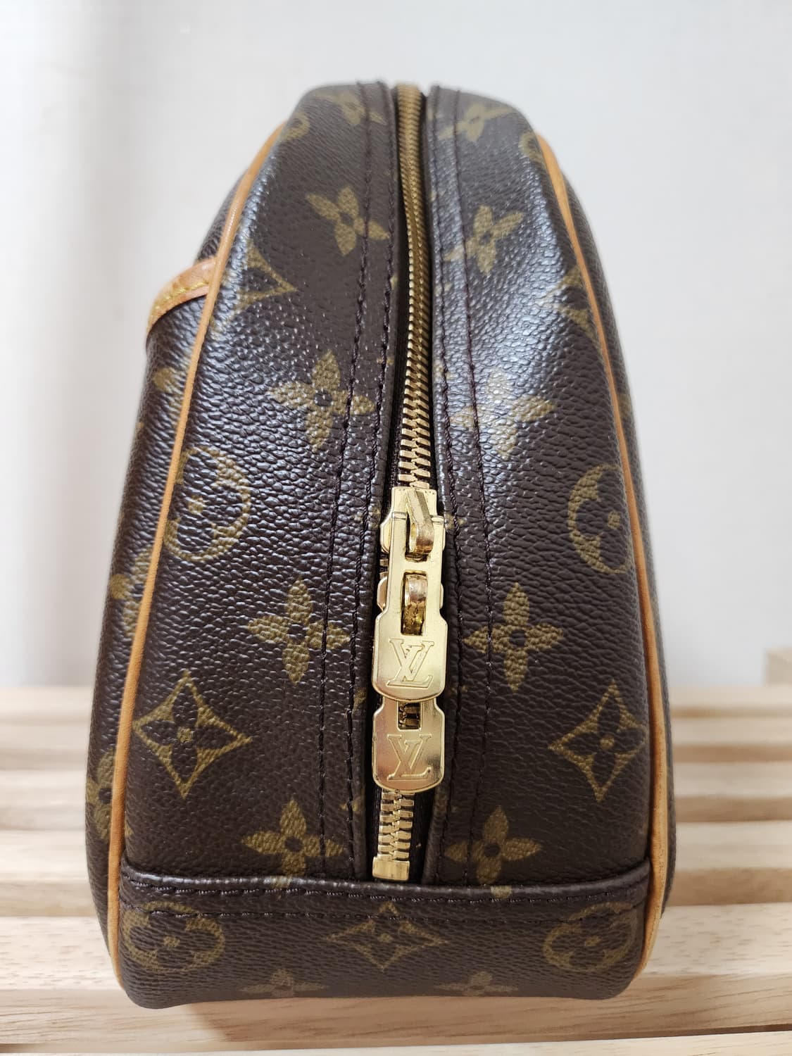 루이비통 모노그램 트루빌 토트백 정품 상품이미지5