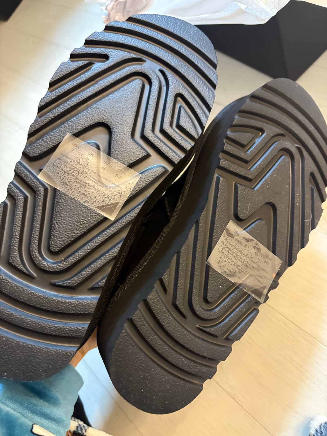 UGG 오즈라나 메리제인 새상품 7사이즈(235-240) 상품이미지2