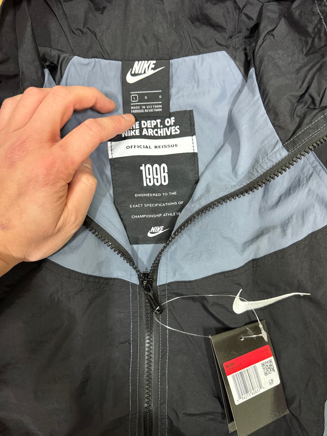 나이키 리이슈 바람막이 사이즈 L 새상품 상품이미지2
