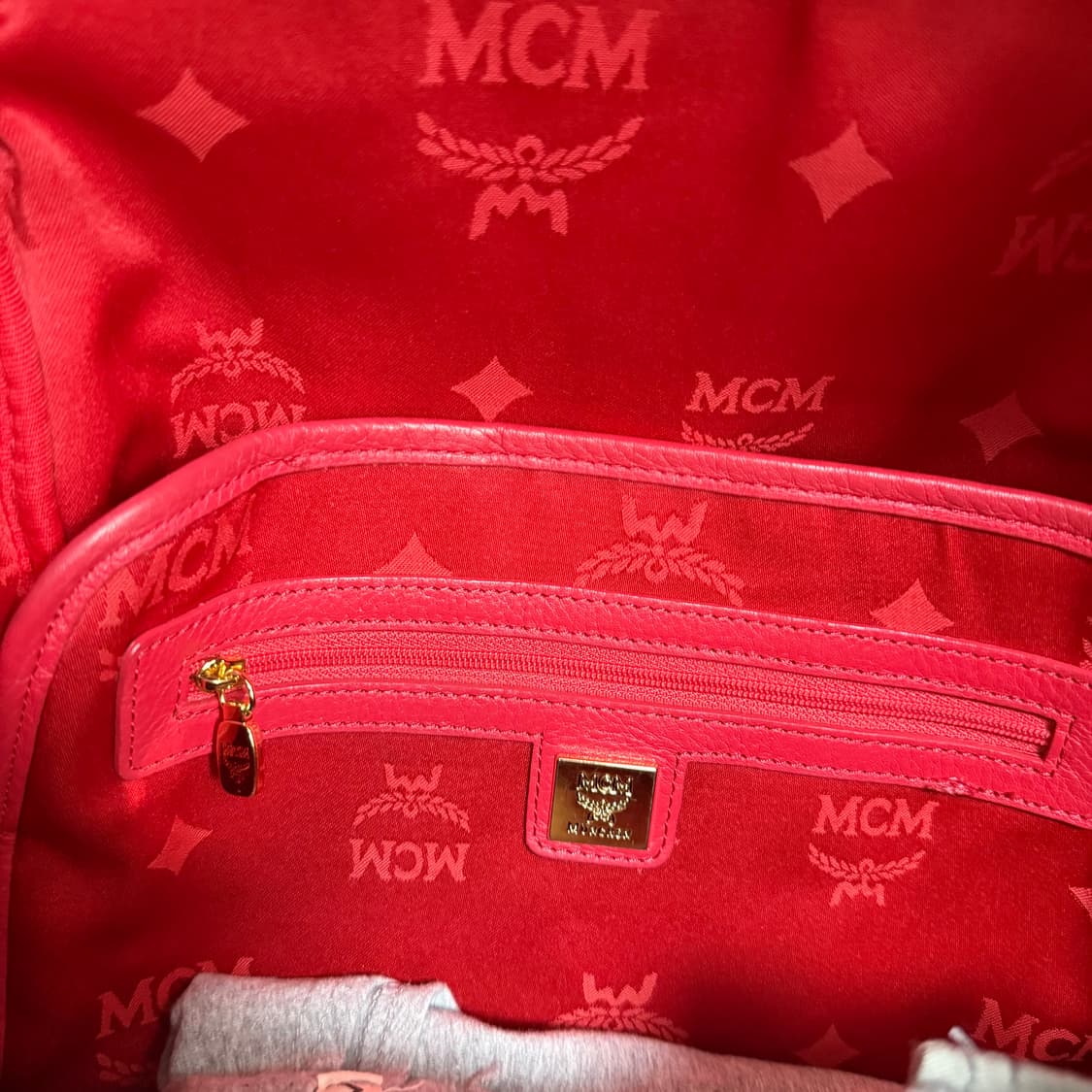 MCM 비세토스 백팩 레드 상품이미지5
