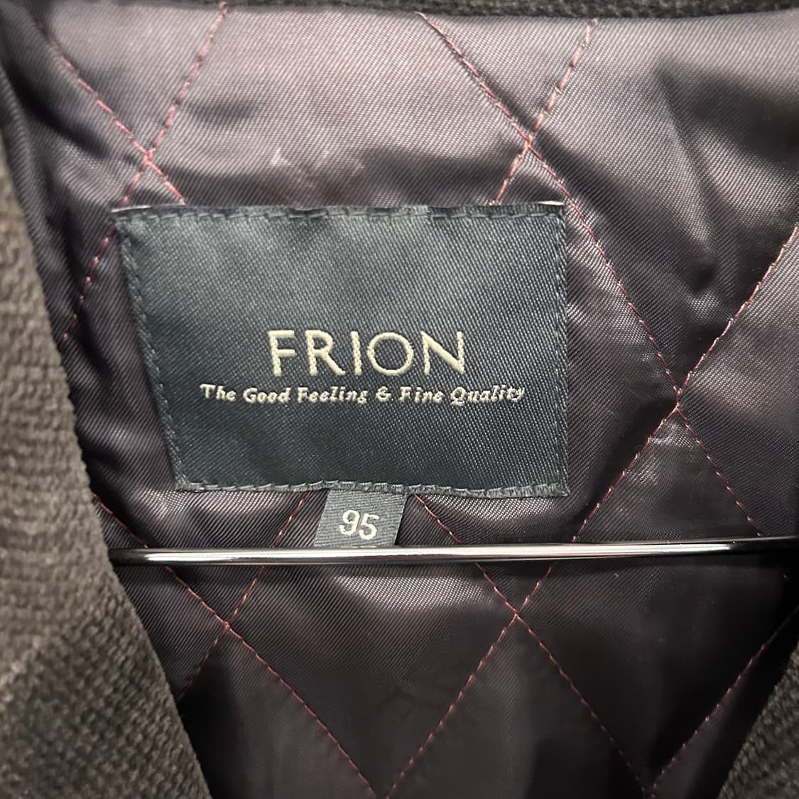 프리온 이너퀼팅 코듀로이 쓰리버튼 블레이져 상품이미지3