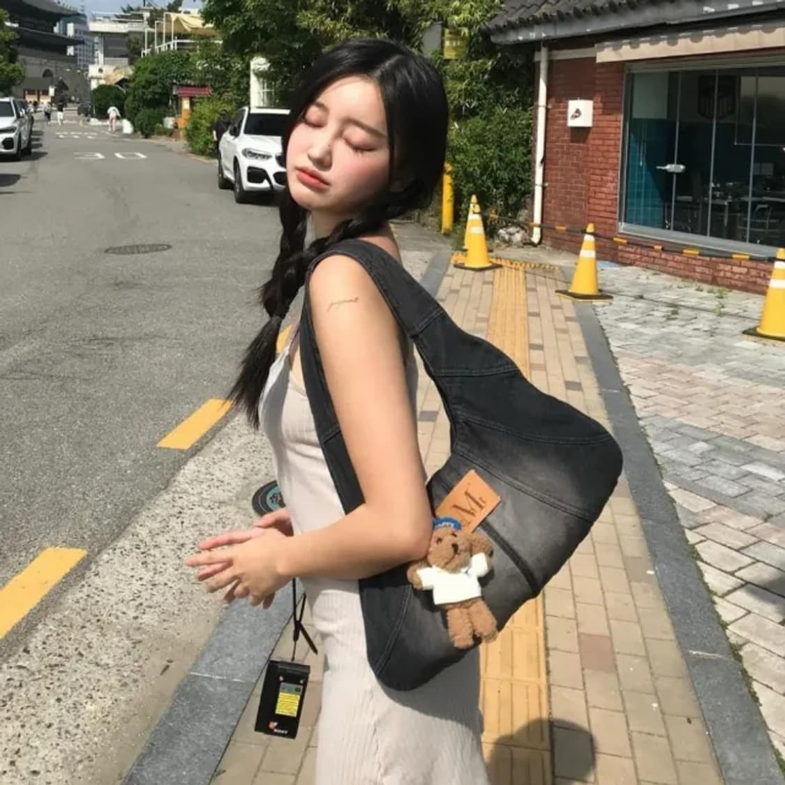 무센트 웨이브 데님 호보백 상품이미지2