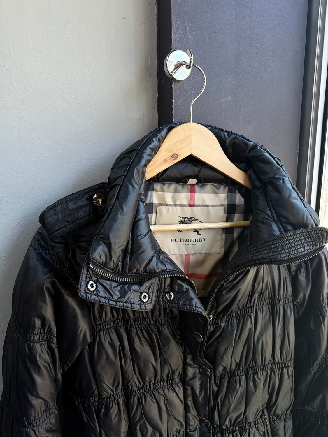 S/ 버버리 셔링 견장 구스다운 패딩점퍼 상품이미지3