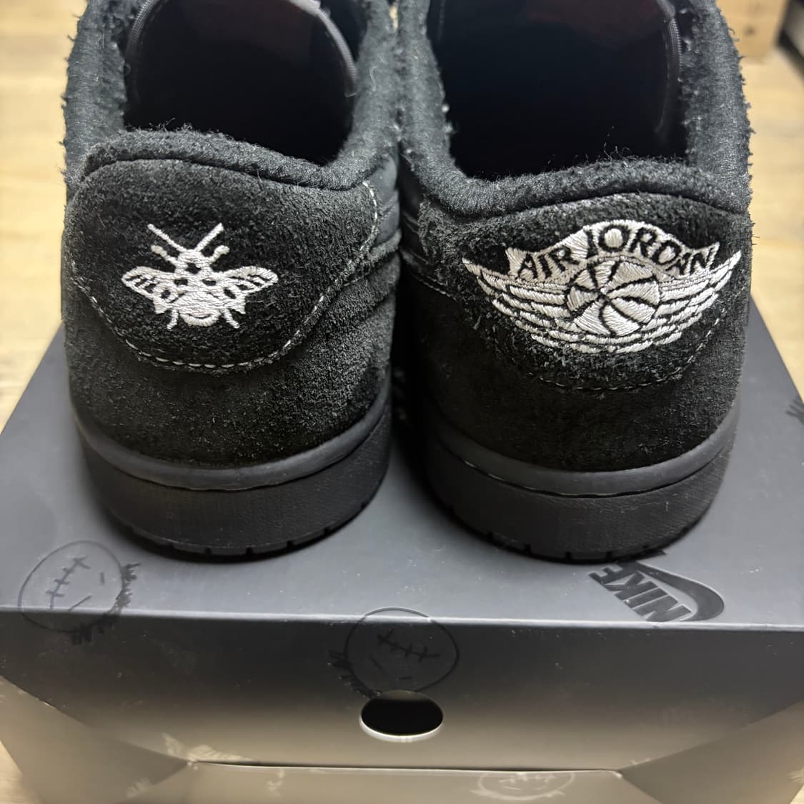 조던 1 로우 트레비스 스캇 블랙 펜텀 280 상품이미지4